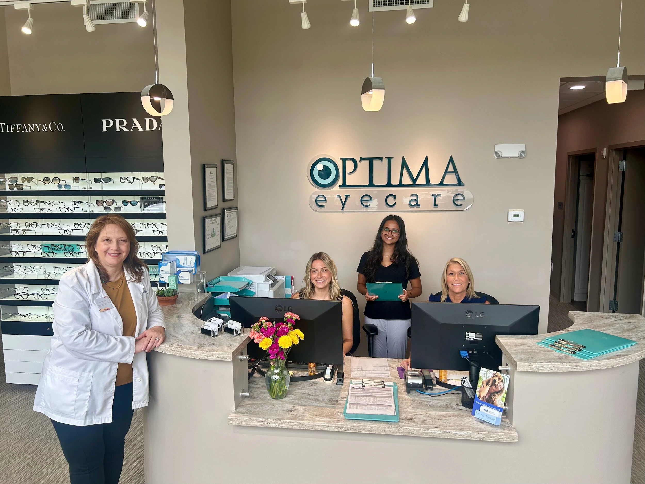 Personalized Eye Care Team at Optima